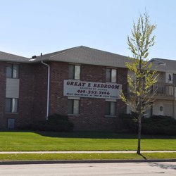 Exterior view of Rainbow Terrace located in Milwaukee, WI